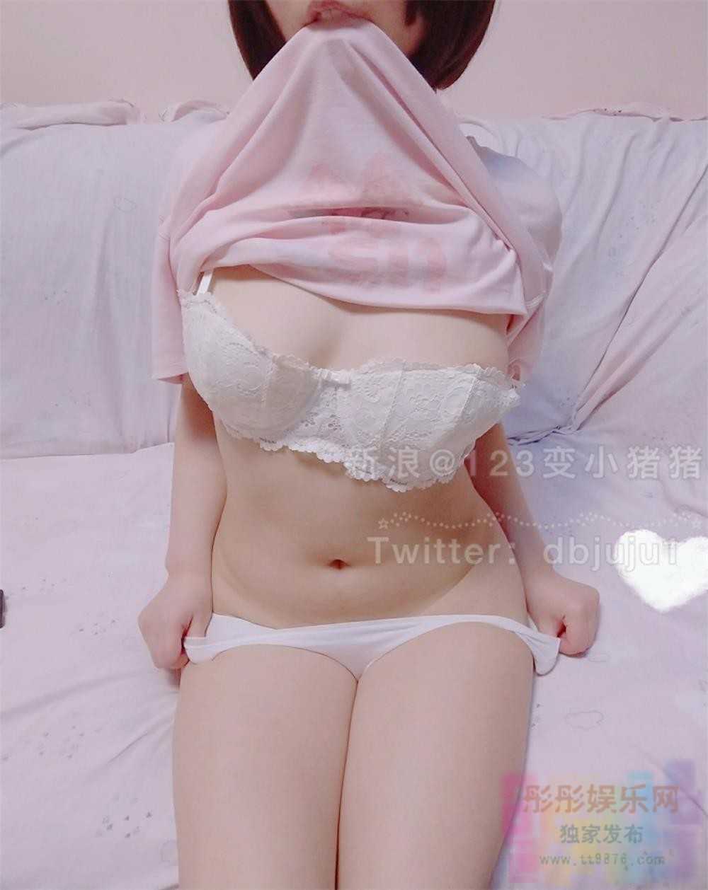 小居居 – 邻家女孩 (22P+1V/171M)（1）