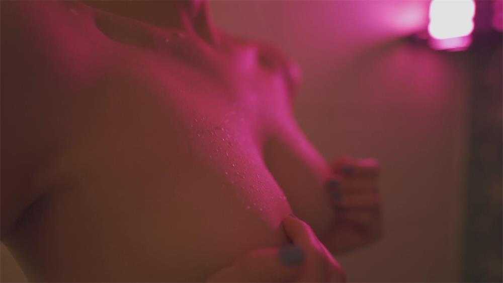 [鱼子酱Fish]内部大尺度花絮视频[1V/2.2G](4