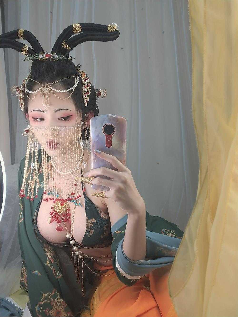 [钛合金TiTi] 113套+自摄+杂项 2024-08 至 2025-06 合集 [59.1G](1