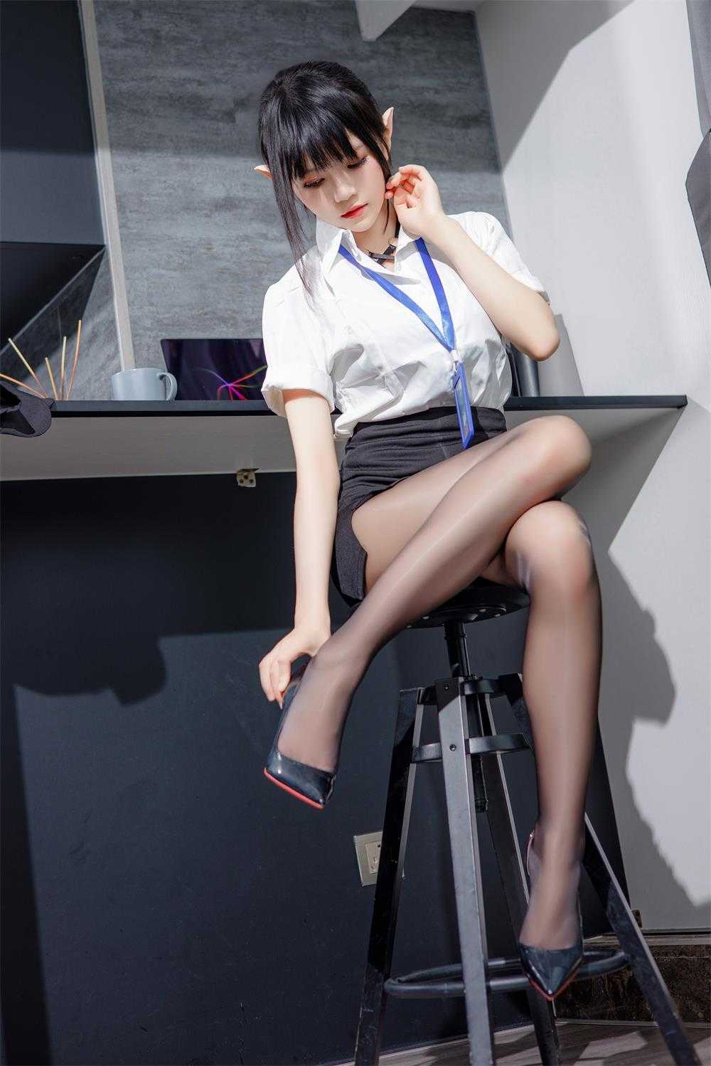 [桜桃喵]223套写真合集[10349P/42V/137.7G] 2